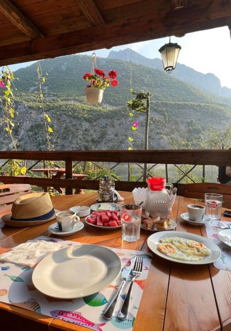 Guest House Aprripe Guri Fierza Экстерьер фото